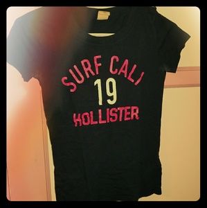 Hollister tee